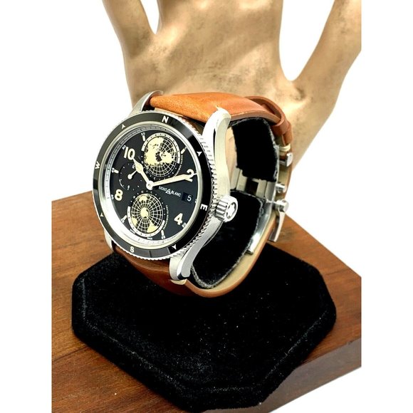 Montblanc Men's Watch Geosphere 1858 Swiss Automatic Black Dial 117837 L… - Picture 2 of 14